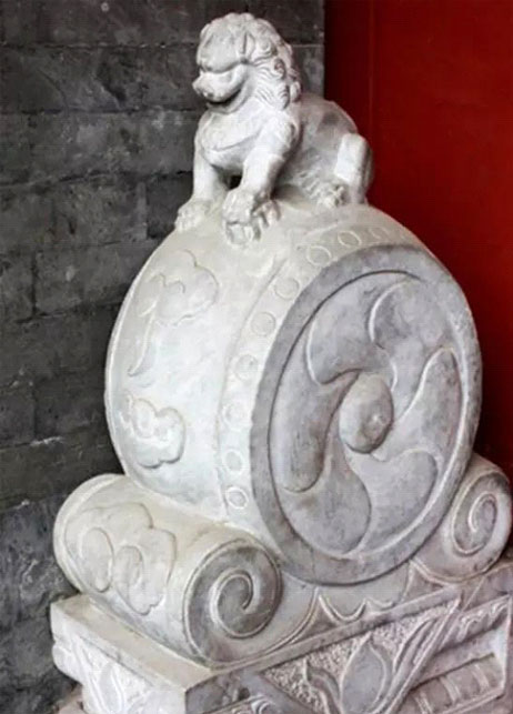 四合院門(mén)墩